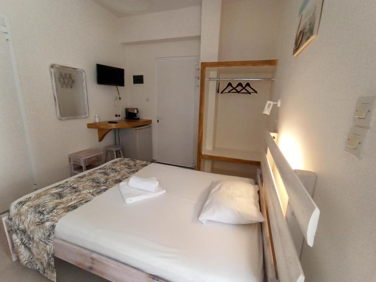 Hotel Peaceful Bay à Mégas Yialós-Nítes Extérieur photo